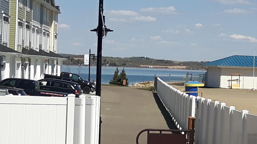 Edgewater Inn Sylvan Lake Eksteriør billede